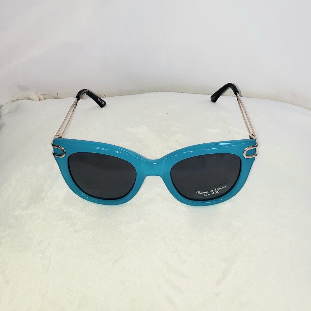 EdensCloset Exclusive Sunglasses